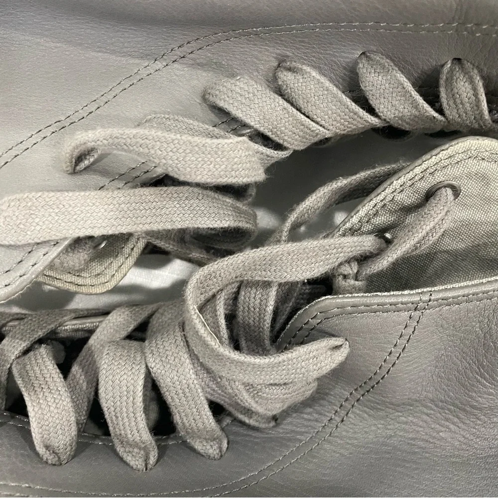 Leather Converse Chuck Taylor All Star High Tops Gray Size 11